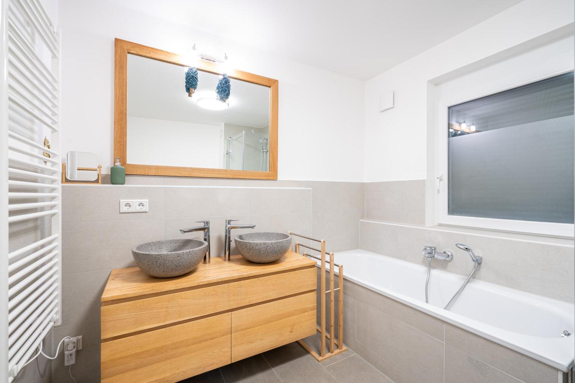 Liboria: Stylisches Haus; Sauna ; 4min Zum Apartment